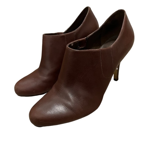 COLE HAAN Cheyenne Ankle Booties - Picture 3 of 10